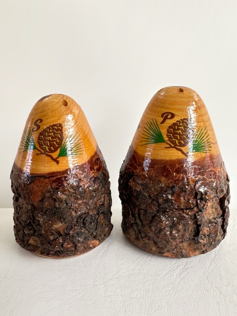 Handcrafted Souvenir Pinecone Salt & Pepper Shakers - Live Edge Wood - Vintage
